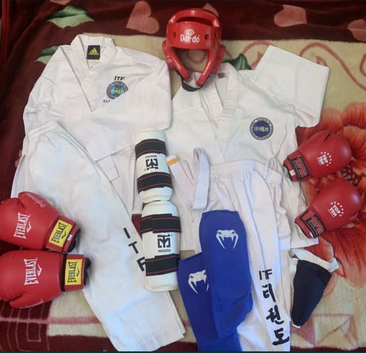 Новые вечерние платья