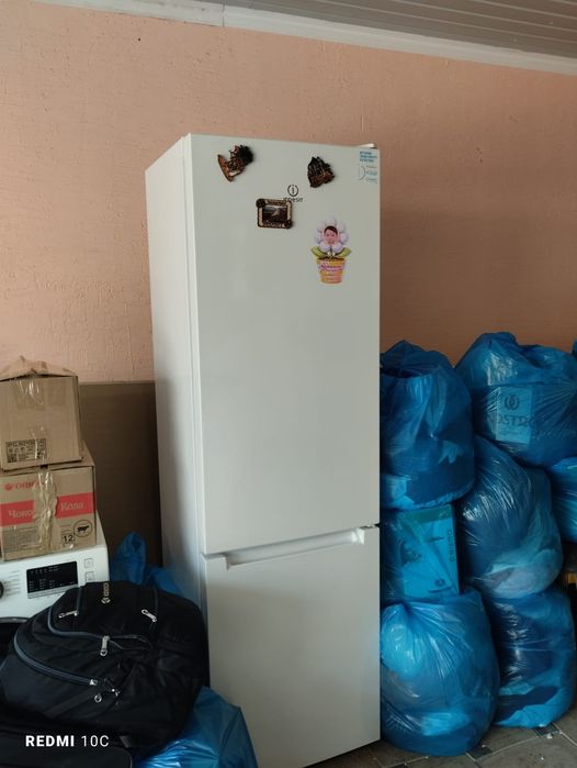Продам холодильник