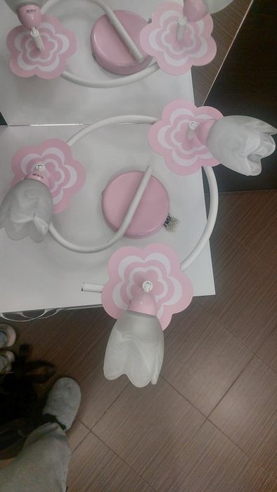 Lustră cameră fete