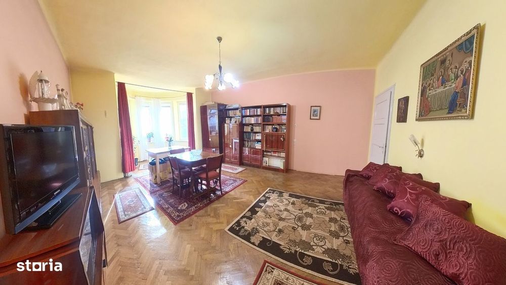 Vila tip Duplex in centrul istoric Brasov, cu 70% din terenul de 900mp