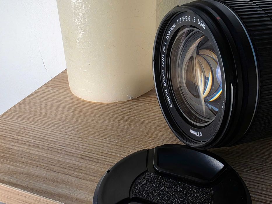 Обектив Canon ef-s 15-85 USM IS