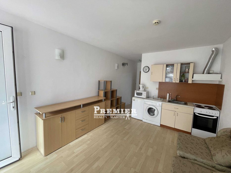 Продава се Двустаен апартамент в к.к. Слънчев бряг - 50 кв.м за 1040 €/кв.м - Снимка #4