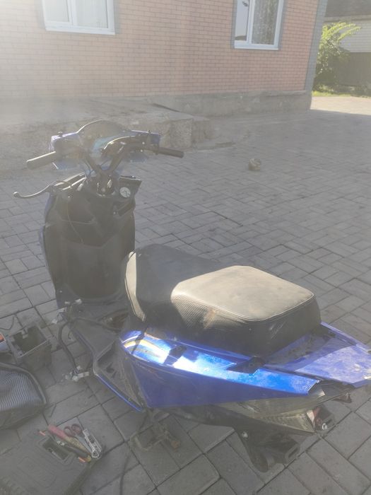 Продам мопед М10 лия матор