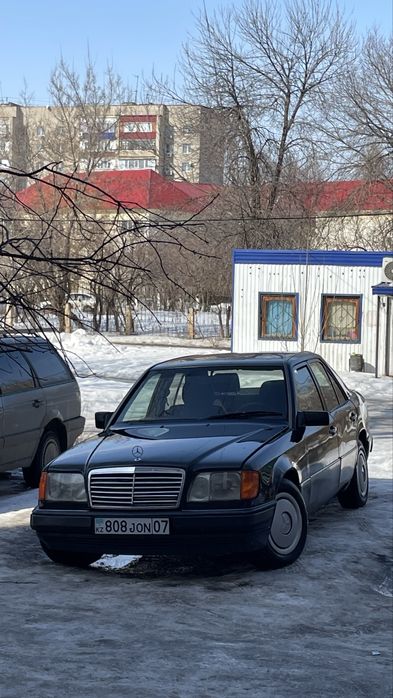 Продам Mercedes 124