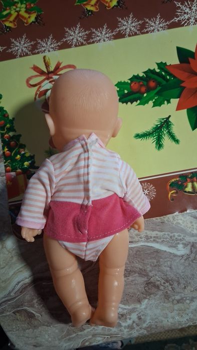 Papusa bebelus de jucarie