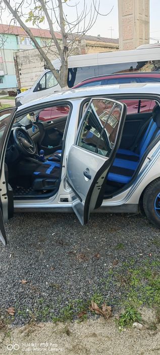 Vând golf 5 1.4 16v primul proprietar in România