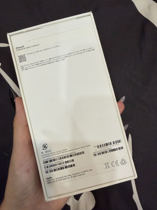 iPhone 15, 256 гб, в идеальном состоянии