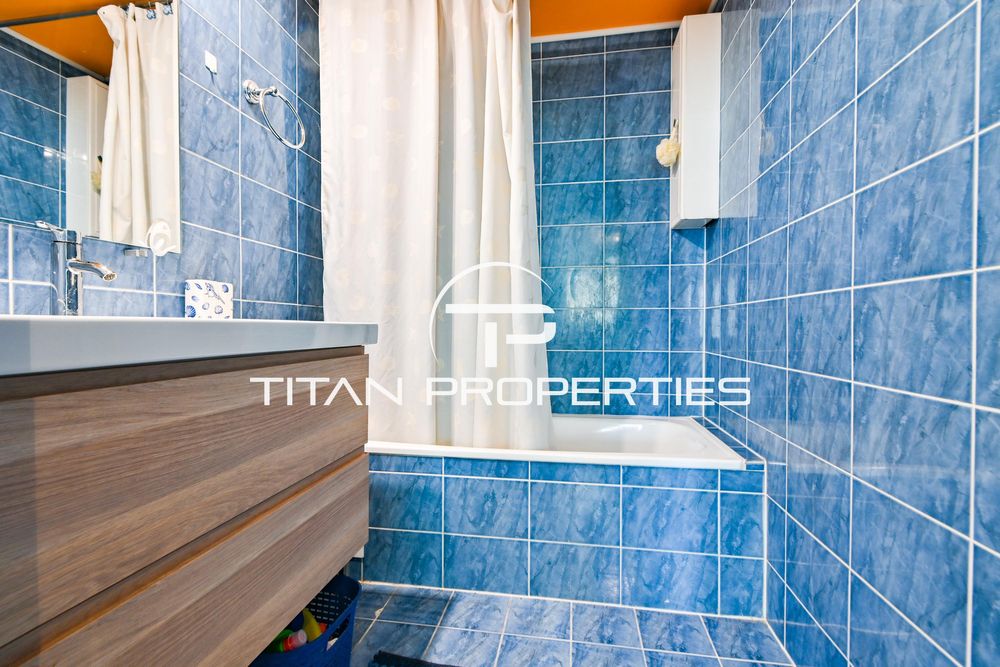 Дава се под наем Тристаен апартамент в София, Белите брези - 130 кв.м за 750 € - Снимка #17