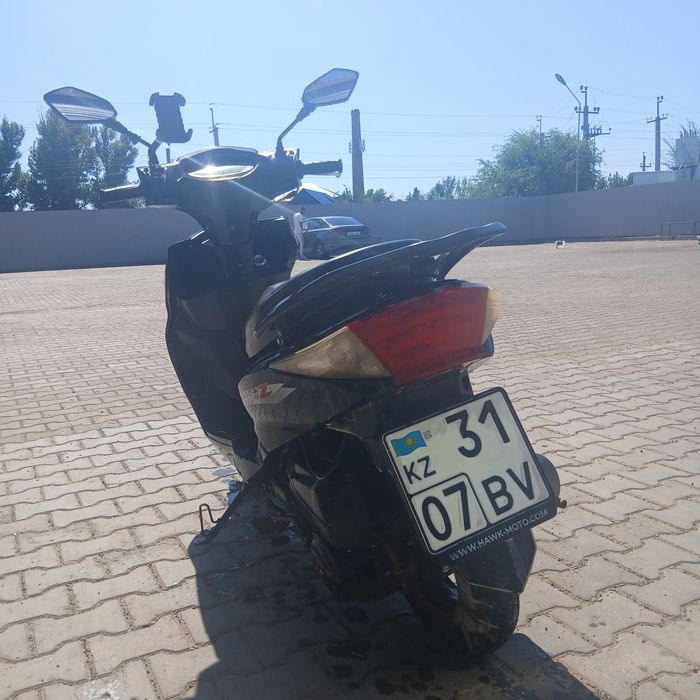 Продам скутер м8
