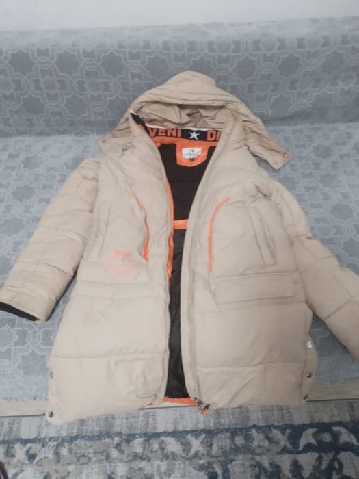 Куртки зимние и весенние