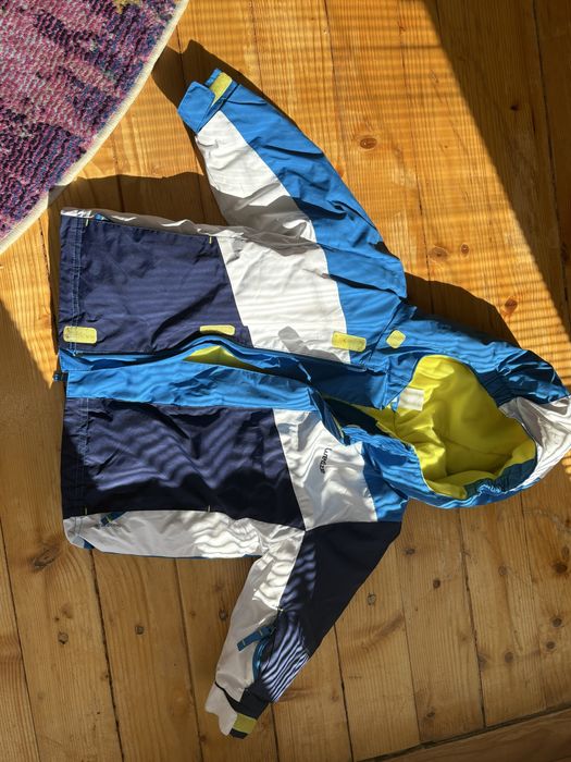 Geaca fas Decathlon - marimea 80-18 luni stare impecabila