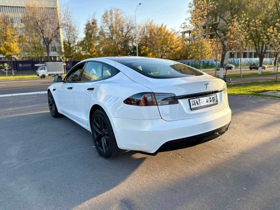 Продается Tesla model S