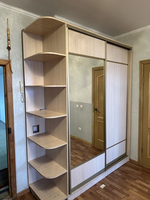 Продам шкаф купе