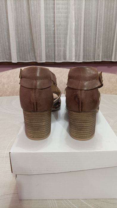 Нови дамски сандали от естествена кожа