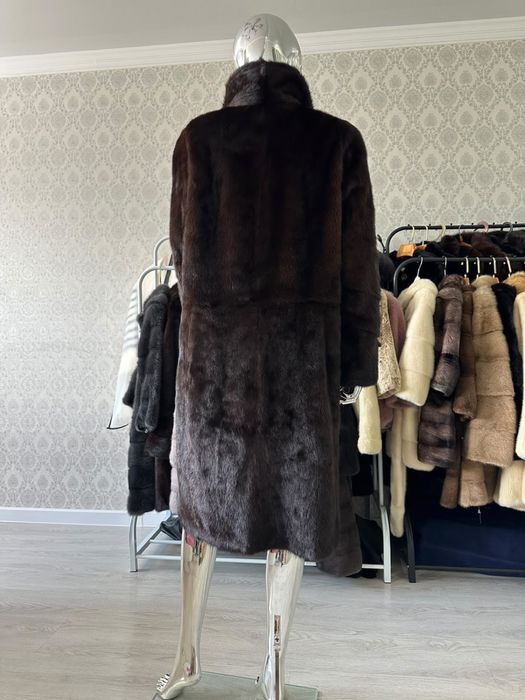 Шуба норка класика в идеале  48,50,52р
