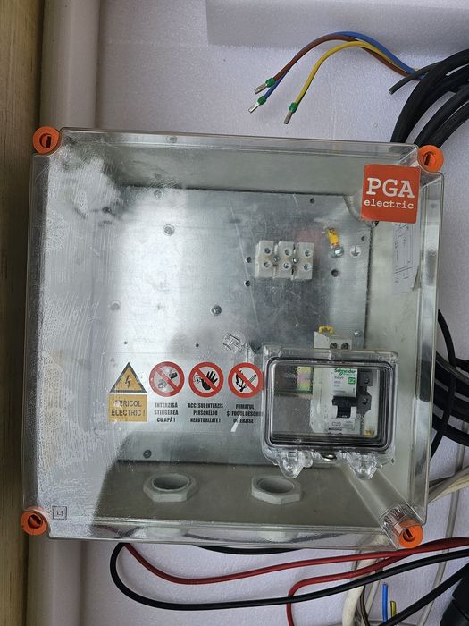 Invertor Huawei sun2000 6KW monofazat + opțional panou electric