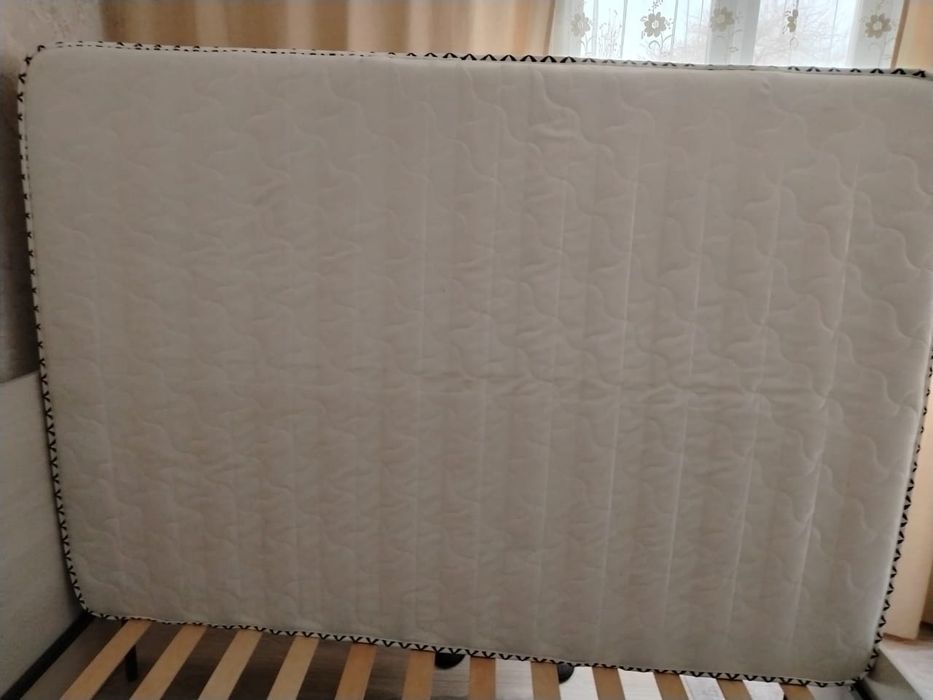 Двуспальная кровать!!!