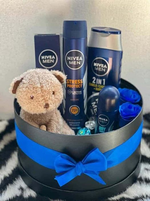 Cadouri pentru persoanele dragi