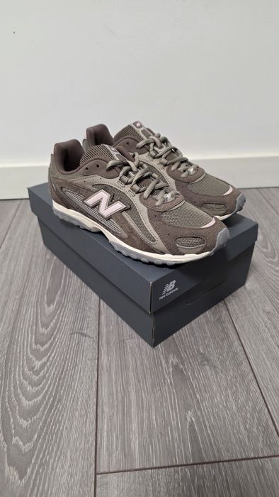 New Balance 204L 39.5 noi