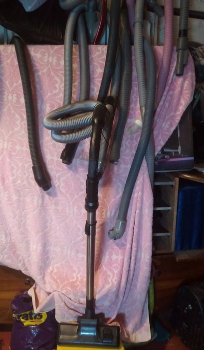Пылесосные шланги б/у в отличном состоянии