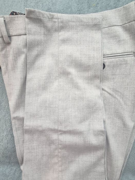 Vand set camasa si pantaloni
