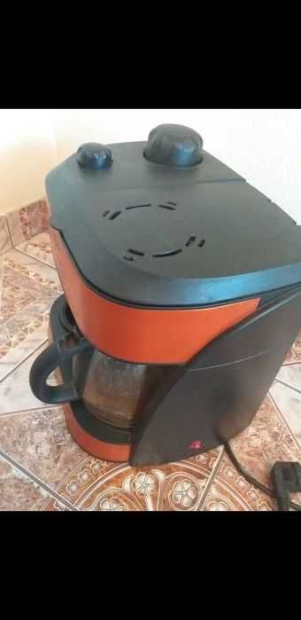 Expresor de cafea Ufesa Duo ,Expressor