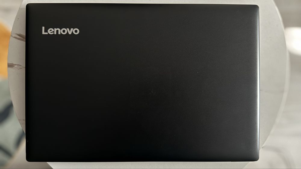 Laptop Lenovo IDEAPAD 330
