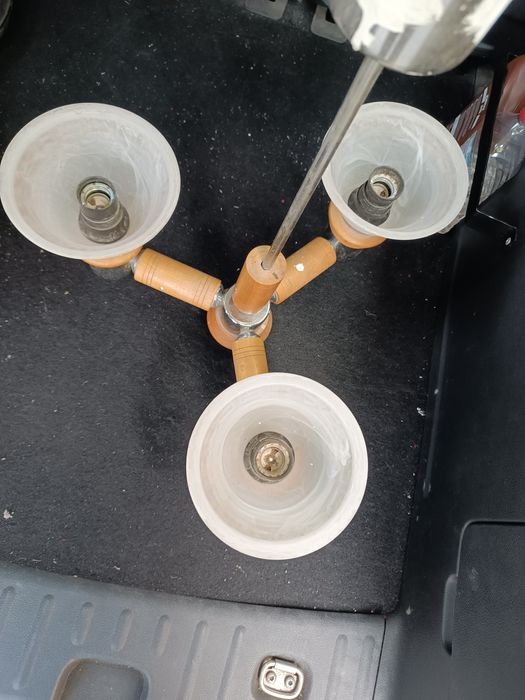 Полилей с три гнезда за осветителни тела