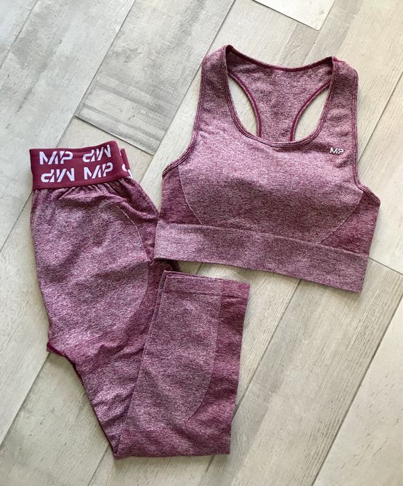 Дамски спортен екип MyProtein