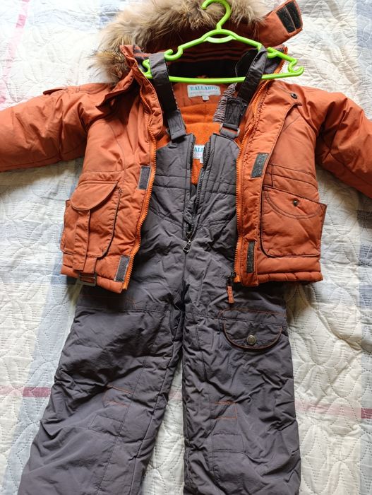 Комбинезон -штаны и куртка