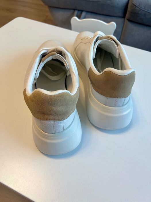 Бели кецове ZARA 42номер