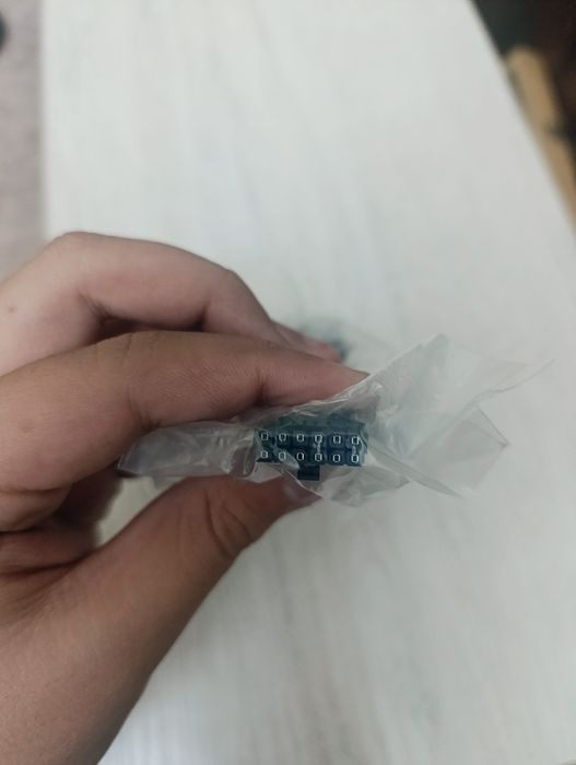 NVIDIA RTX 4070, 5070 Ti 12VHPWR Adapter 2x 8-pin PCIe to 16-pin