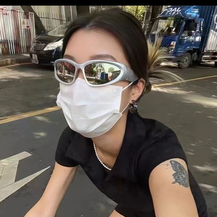 Современные футуристические панк-солнцезащитные очки для мужчин и женщ