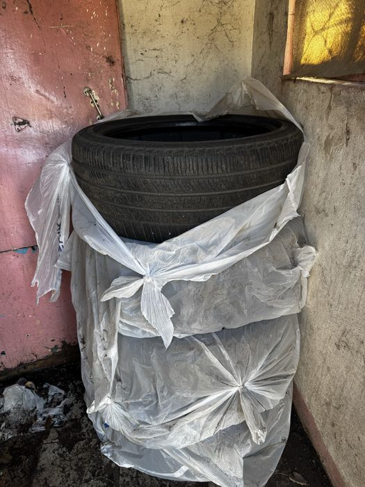 Продам шины в хорошем состояний