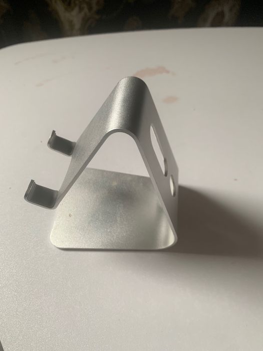 Стойка за телефон или таблет!!