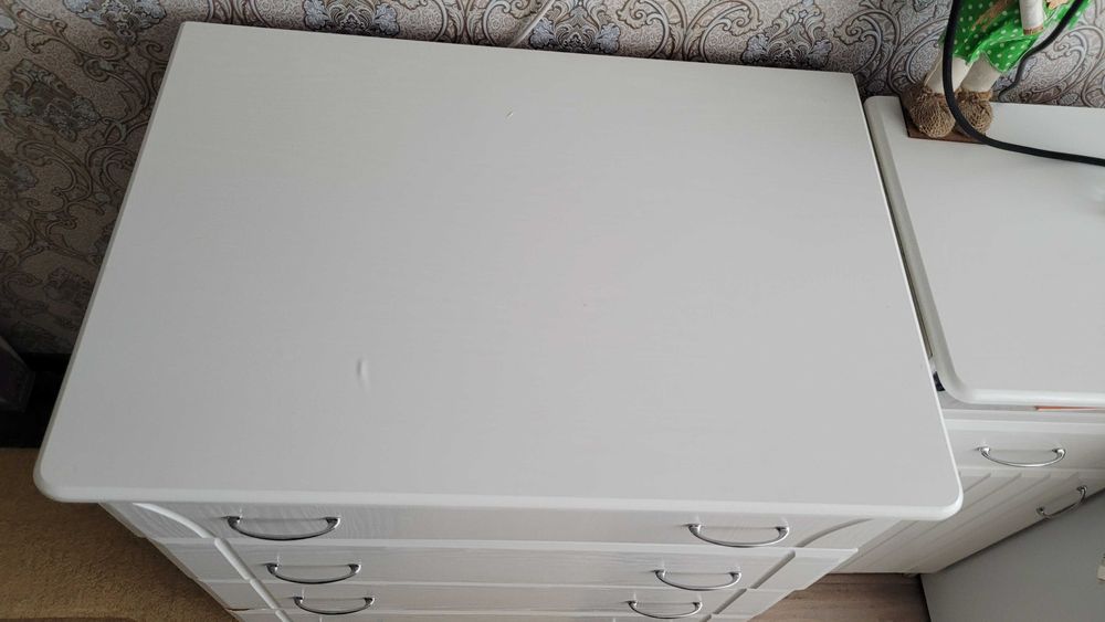 Продам комод и тумбу