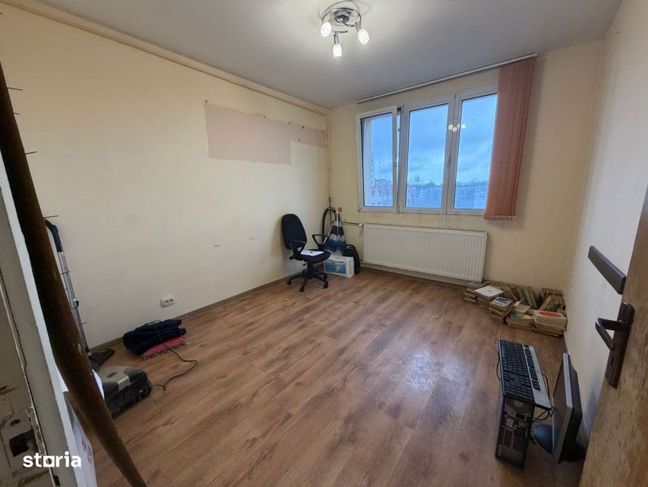 Apartament 4 Camere/ Berceni/ Parcare