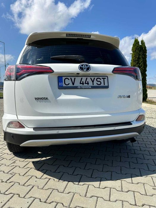 Toyota RAV4 2.0 D-4D 2WD 2016