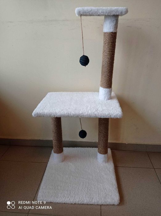 Драскалка за вашето коте.Височина 85см