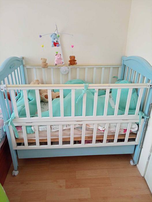 Продам Манеж в хорошем состоянии