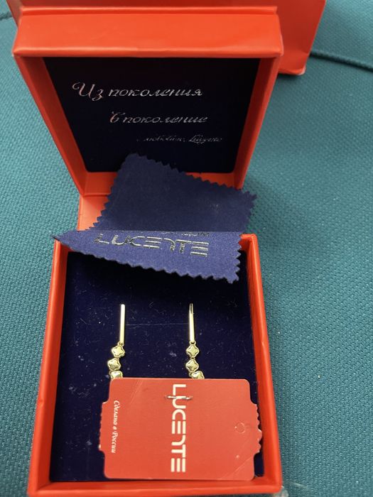 Продам золотые сережки