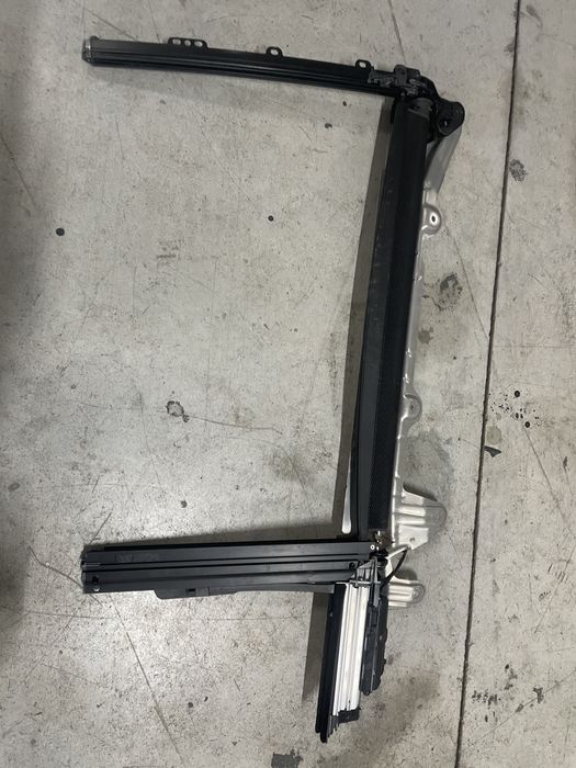 Vand perdeluta usa stanga / dreapta spate BMW g11 g12 seria 7