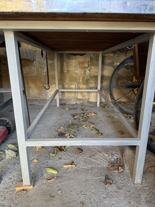 Маса -плот неръждавейка.