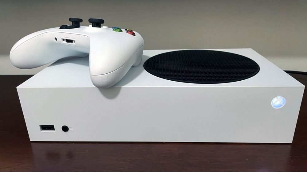 Xbox Serias s жағдайы өте жақсы