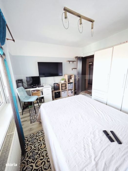 Apartament 3 camere, decomandat 64.20 mp, zona 1 Mai - Insula