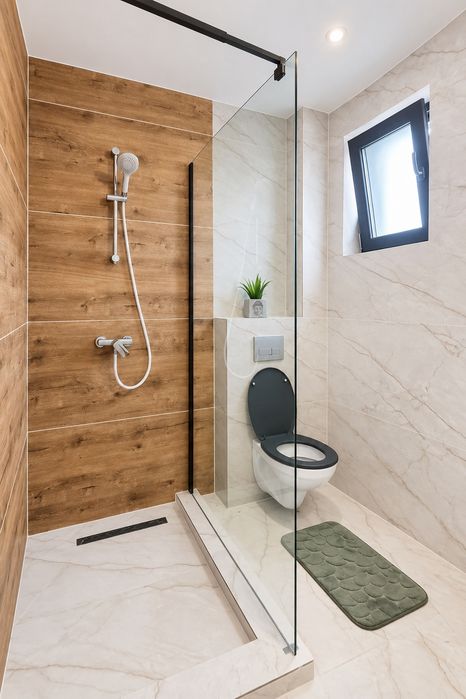 Casa noua cu 5 camere de vanzare