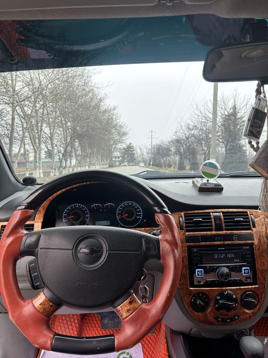 Lacetti 2009 avtomat