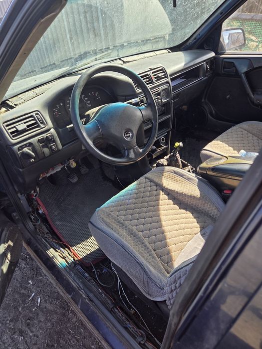 Опель вектра продам