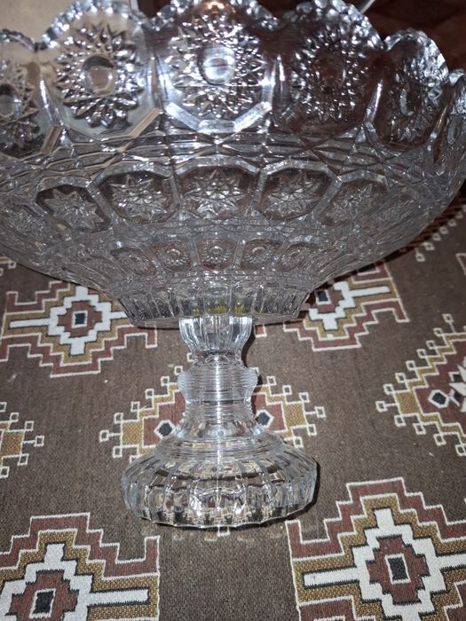 Фруктовница, тарелки для торта