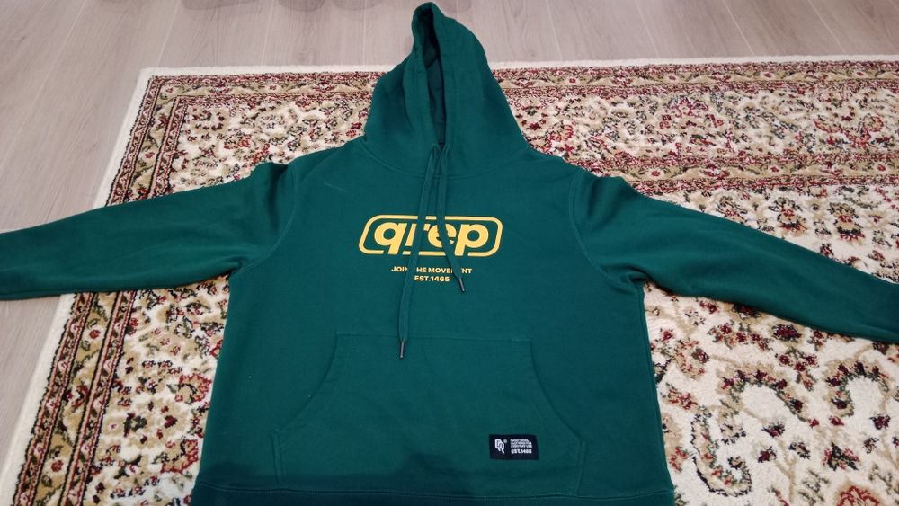 продается кофта зелёная, qazak republic, оригинал, размер s